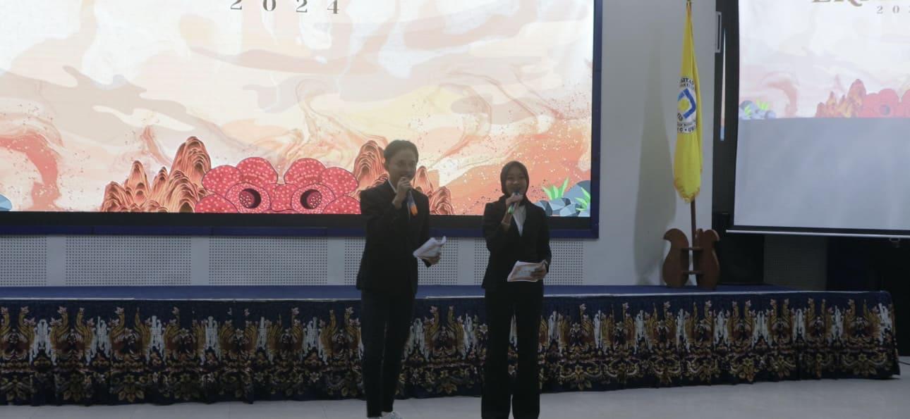 4. Pembukaan MC